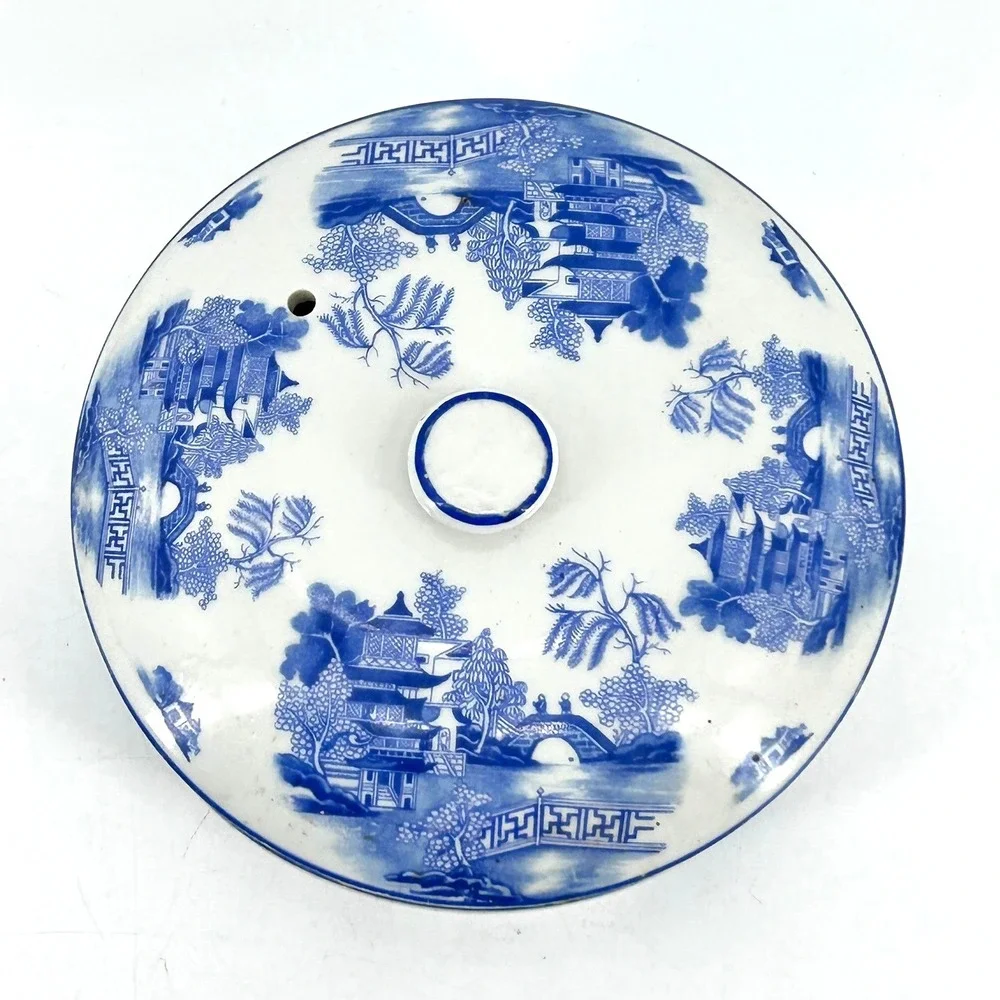 VTG Hall Blue Willow Transferware Covered Dish Round Pagoda Chinoiserie Blue